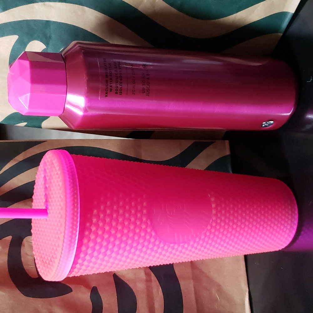 NWT Starbucks Set of 2 Hot Pink 24 oz. Studded cold cup and 20 oz Insulated Wate